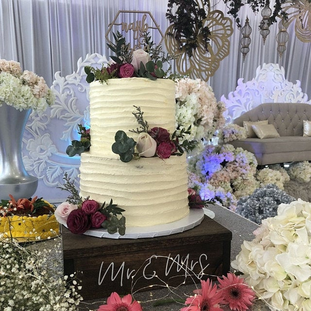 Personalized Cake Stand • Rustic Wedding Cake Stand • Wooden Cake Stand